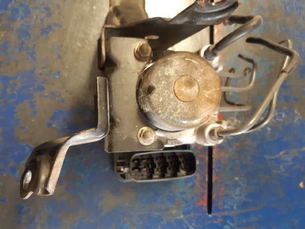 Toyota Rav 4 00-05 ABS T�mb