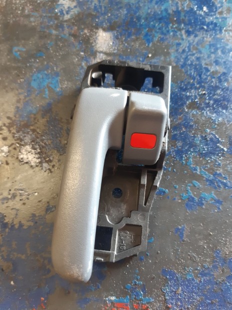 Toyota Rav 4 00-05 Bal H�ts� Bels� Ajt�kilincs