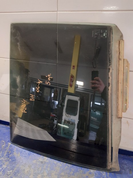 Toyota Rav 4 00-05 Bal H�ts� Lej�r� Ablak�veg