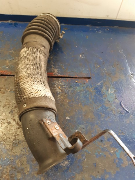 Toyota Rav 4 00-05 Leveg�cs�