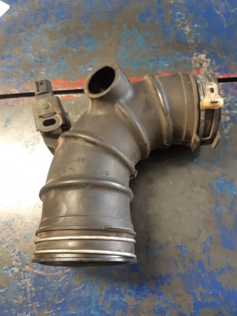 Toyota Rav 4 00-05 Leveg�cs�