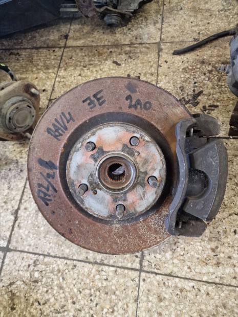 Toyota Rav 4 05-13 Jobb Els� Csonk�llv�ny Ker�kaggyal + F�knyereg