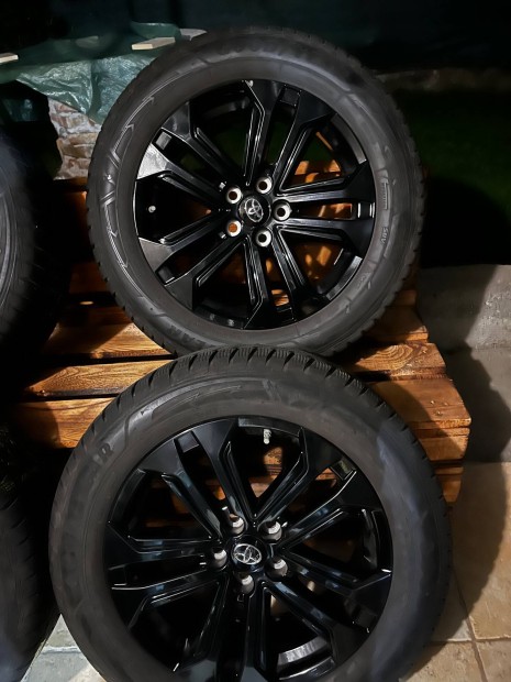 Toyota Rav 4 18 tli szerelt kerek szett elad