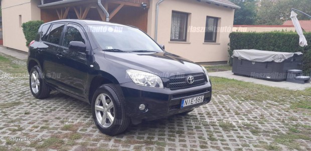 Toyota Rav 4 Rav4 2.0 4x4 Sol CVT 130 ezer km....