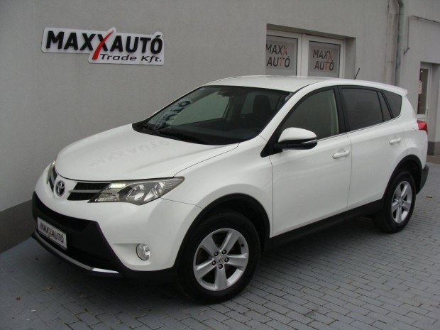 Toyota Rav 4 Rav4 2.0 D-4D 2WD Sol Tempomat+Tol...