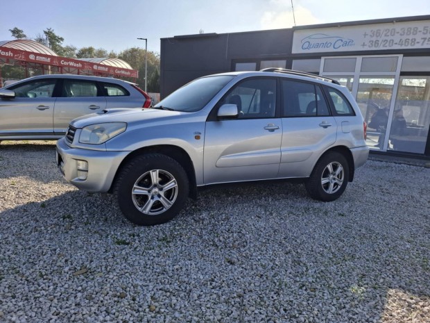 Toyota Rav 4 Rav4 2.0 D-4D 4x4 Frissen cserlt...