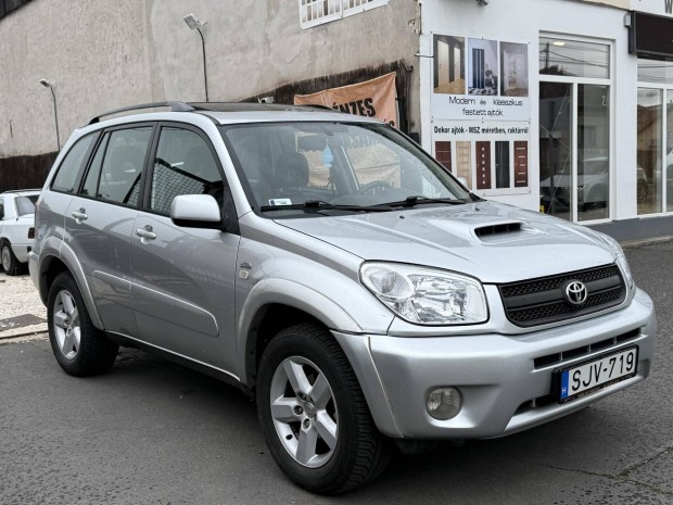 Toyota Rav 4 Rav4 2.0 D 4x4 Sol Új Belső!
