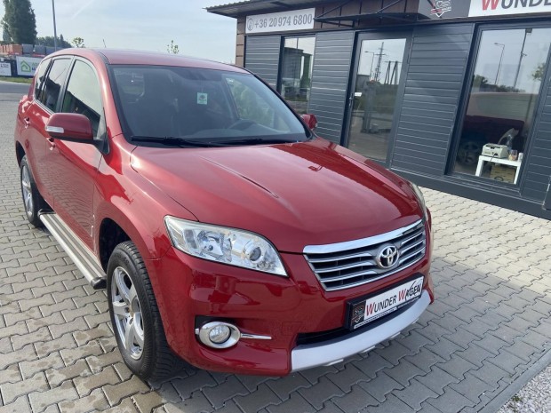 Toyota Rav 4 Rav4 2.0 Executive Navi.Kamera.Ül....