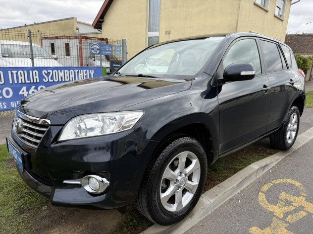 Toyota Rav 4 Rav4 2.0 Executive Vgig Vezetett...