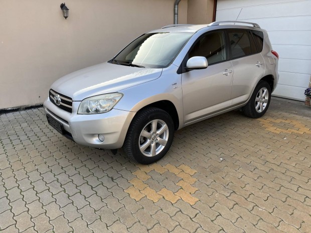 Toyota Rav 4 Rav4 2.2 D-4D 4x4 Rozsdamentes. vo...