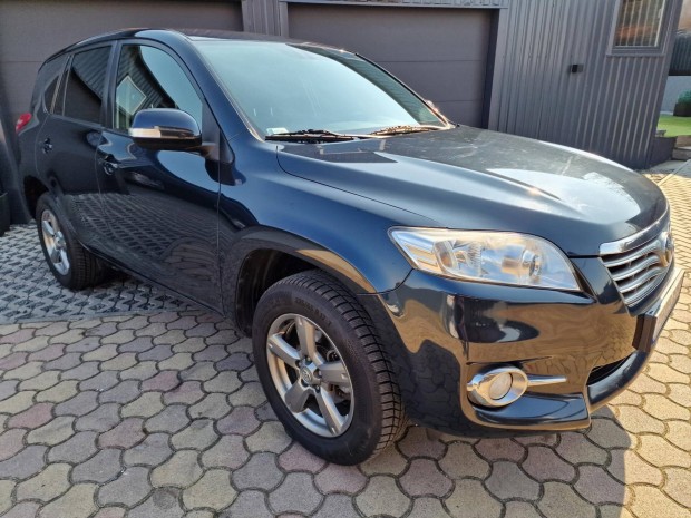 Toyota Rav 4 Rav4 2.2 D-4D Executive j Gumik-N...