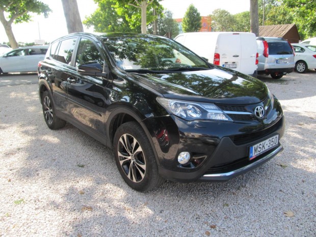 Toyota Rav 4 Rav4 2.2 D-4D Sol Magyarországi