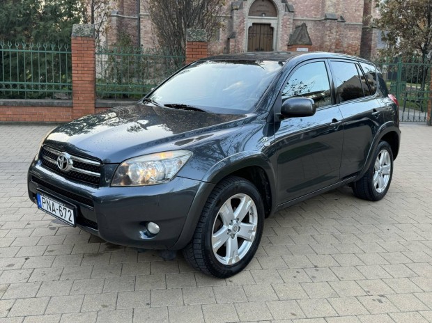 Toyota Rav 4 Rav4 2.2 D-4D X Leather Vonhorog/...