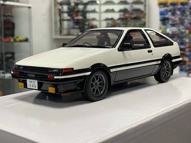 Toyota Sprinter Trueno AE86 1985 1:18 Otto OT444 Limited Ed. 2000