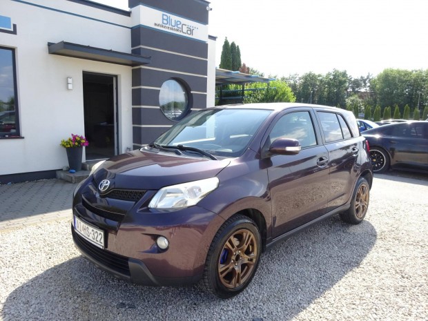 Toyota Urban Cruiser 1.4 D-4D Sol AWD 4x4!!!KM:...
