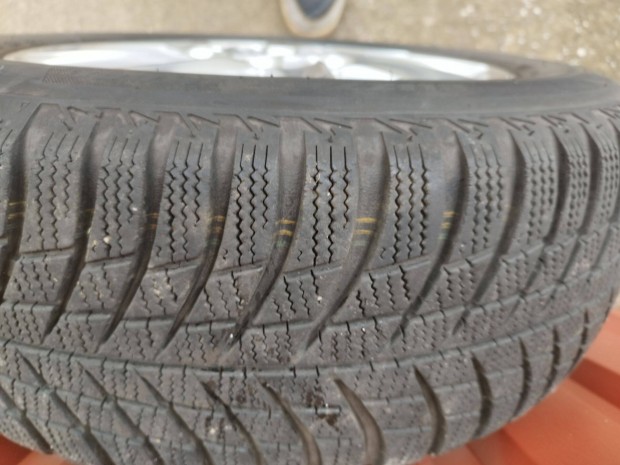 Toyota Verso 16-os alufelni,