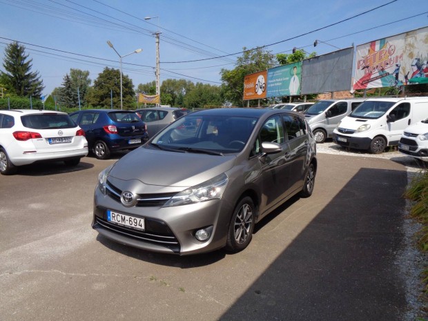 Toyota Verso 1.6 D-4D Active