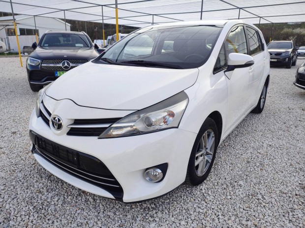 Toyota Verso 1.6 D-4D Active Navigáció-Kamera-T...