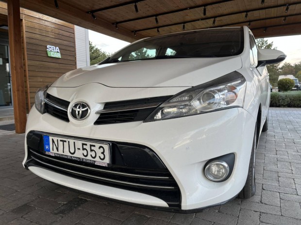 Toyota Verso 1.6 D-4D Active TSS NTU-553