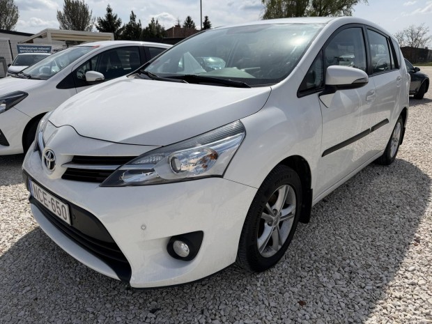 Toyota Verso 1.6 Live Comfort Benzin/g�z �zem....