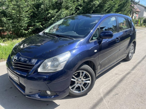 Toyota Verso 1.6 (5 személyes ) szép. leinformá...