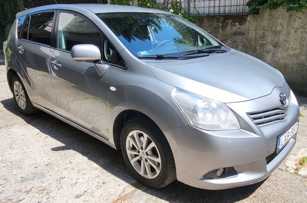 Toyota Verso 1.6 benzines