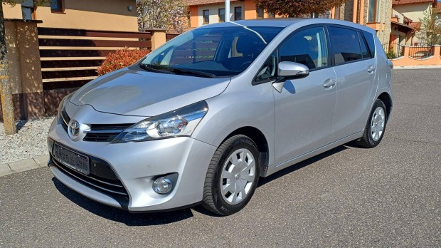 Toyota Verso 1.8 Active Frissen Szervizelve - S...