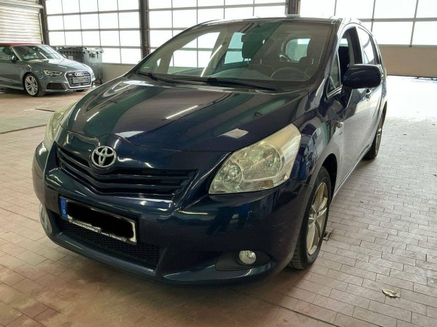 Toyota Verso 1.8 Style Navi 3 �v kiterjesztett...