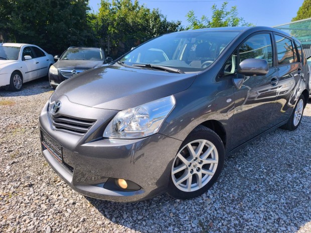 Toyota Verso 1.8 Style Navi Nemrg Szervizelt....
