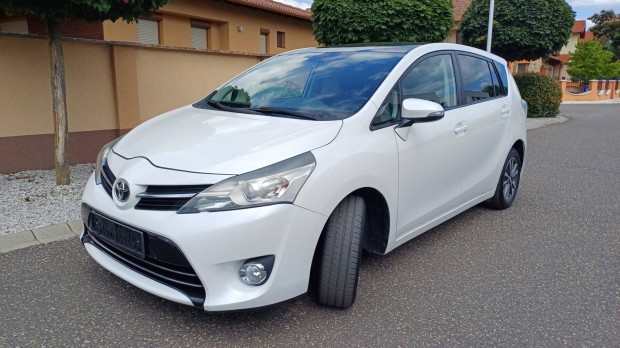 Toyota Verso 2.0 D-4D Active Gyngyhzfehr - F...