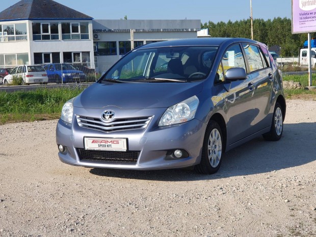 Toyota Verso 2.0 D-4D Luna