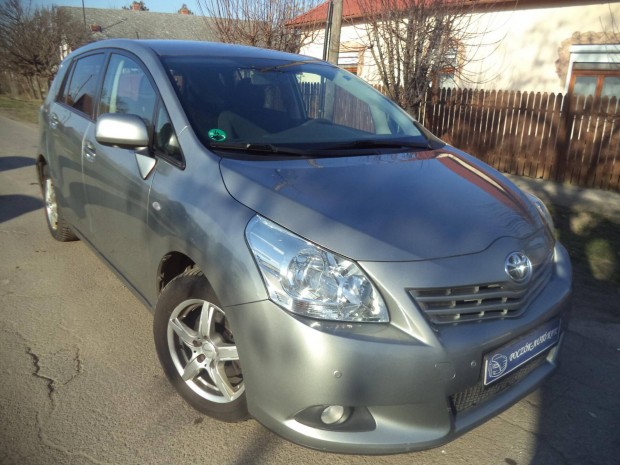Toyota Verso 2.0 D-4D Premium Navi
