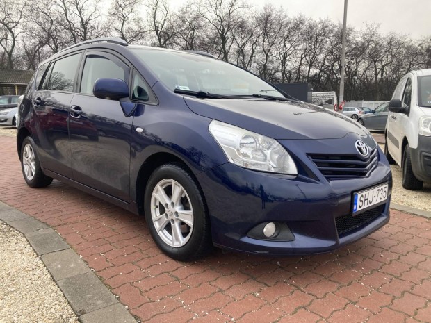 Toyota Verso 2.0 D-4D Sol Navi