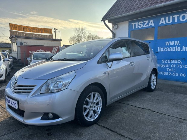 Toyota Verso 2.0 D-4D Style Navi navi.kamera.te...