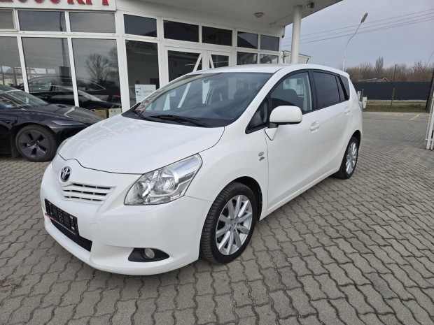 Toyota Verso 2.2 D-CAT Sol 7 ls. Navigci. ...