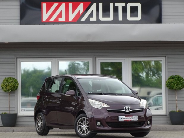 Toyota Verso-S Verso S 1.33 VVT-i Club Digit-TO...