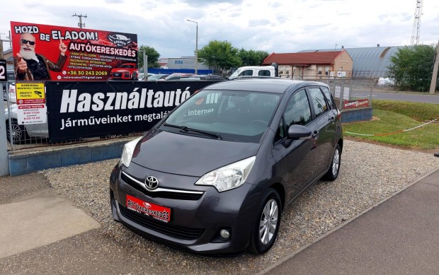Toyota Verso-S Verso S 1.33 VVT-i Club Friss Mű...