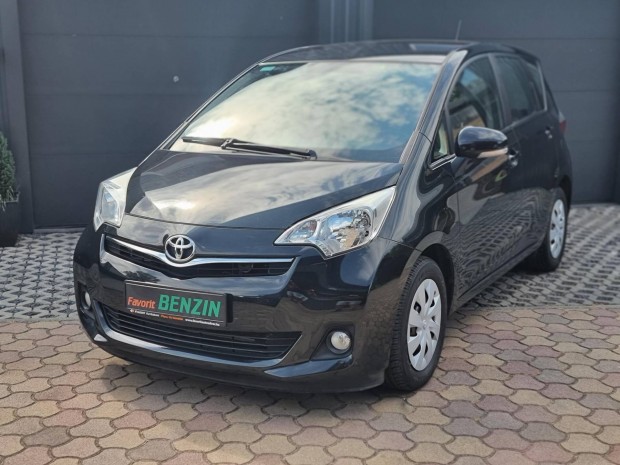 Toyota Verso-S Verso S 1.33 VVT-i Club Vgigkv...