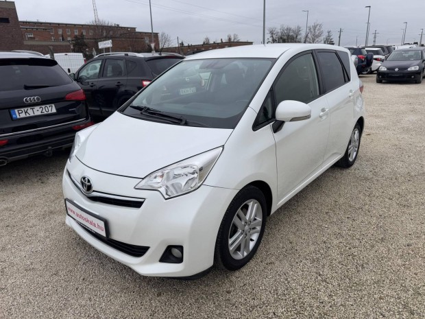 Toyota Verso-S Verso S 1.33 VVT-i tolat kamera...