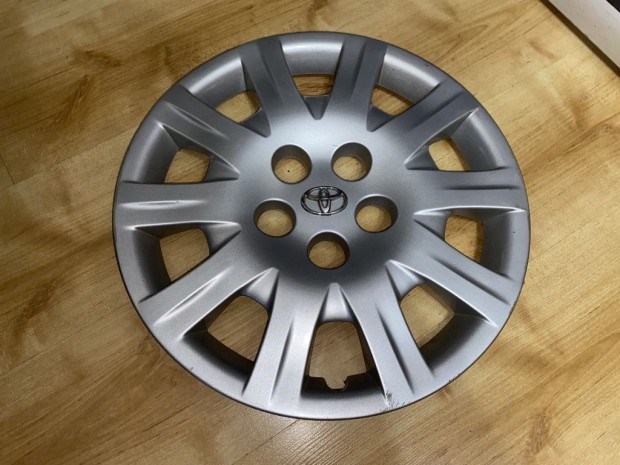 Toyota Verso d�szt�rcsa 426020F050