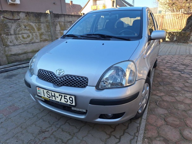 Toyota Yaris1.0 72100 km