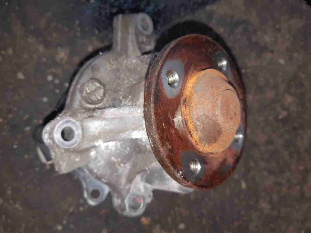 Toyota Yaris 05-10 Vízpumpa