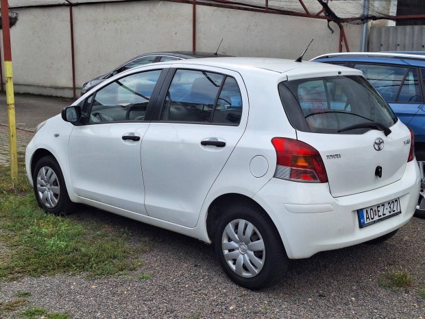 Toyota Yaris 1.0