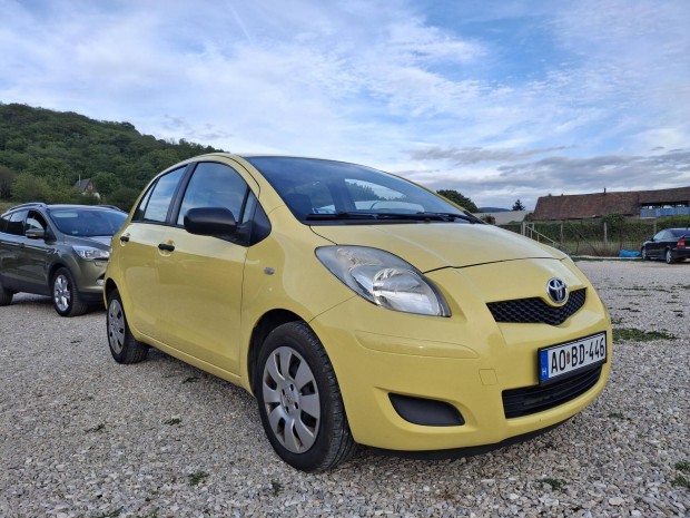 Toyota Yaris 1.0