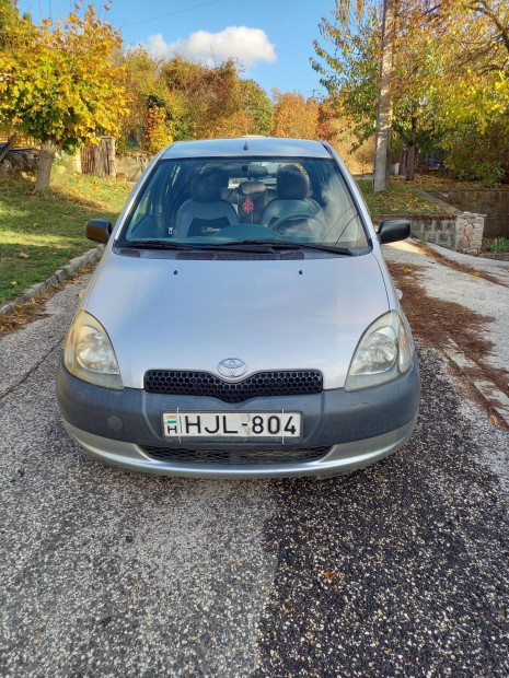 Toyota Yaris 1.0