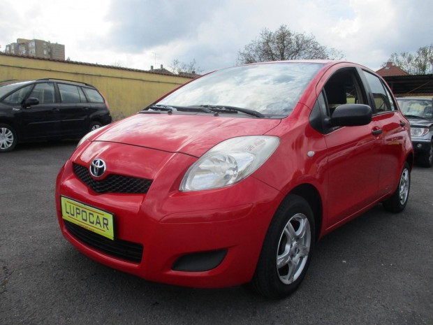 Toyota Yaris 1.0