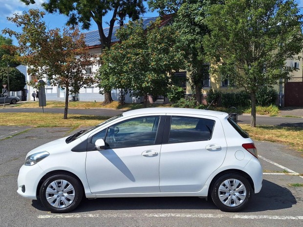 Toyota Yaris 1.0 Active Magyarorszgi! 118.000 Km!