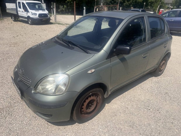 Toyota Yaris 1.0 Blue