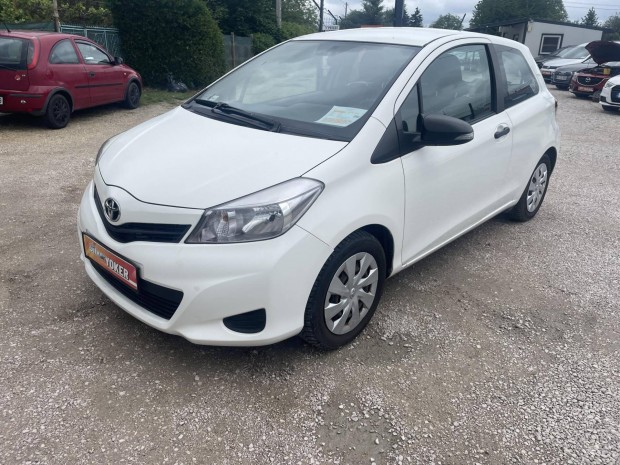 Toyota Yaris 1.0 ECO AC Klíma Multikormány