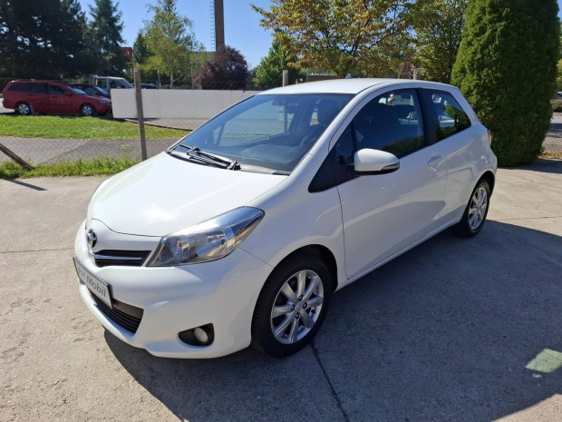 Toyota Yaris 1.0 ECO AC Sérülésmentes.kamera.kl...